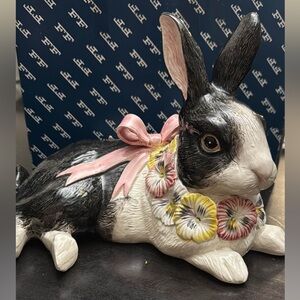 Black & White Ceramic Bunny Figurines with Bunny Plates
